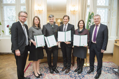 von li nach re: Christopher Drexler, Julia Langer, Karl Steininger, Ernst Albegger, Nina Schalk, Anton Lang © Foto Fischer von li nach re: Christopher Drexler, Julia Langer, Karl Steininger, Ernst Albegger, Nina Schalk, Anton Lang © Foto Fischer