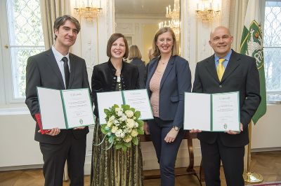 Von li nach re: Michael Kahr, Svea Mayer, Barbara Eibinger-Miedl, Christian Oliver Kappe © Foto Fischer Von li nach re: Michael Kahr, Svea Mayer, Barbara Eibinger-Miedl, Christian Oliver Kappe © Foto Fischer